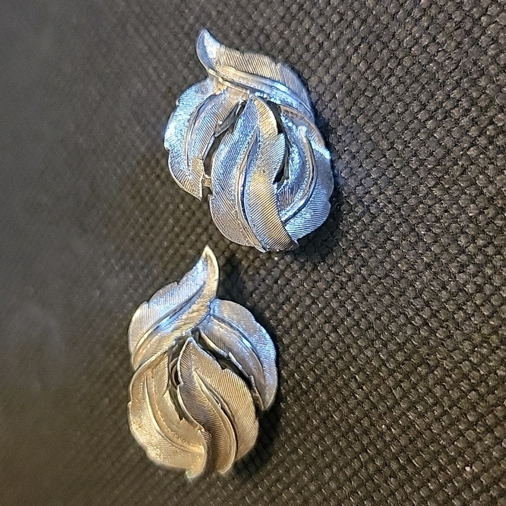 Trifari clip earrings